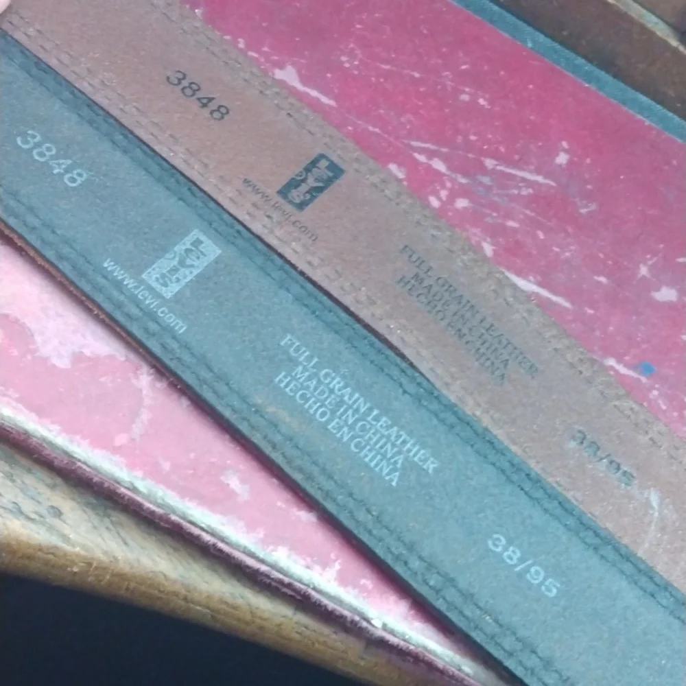 Vintage Levi’s Leather Belts 38